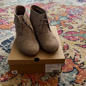 TOMS Womens Desert Casual Boots Ankle High Heel 3" & Up - 9.5